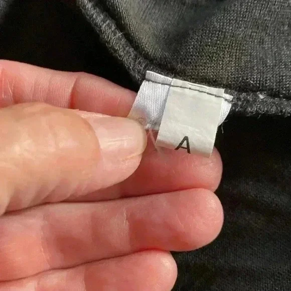 Eileen Fisher Black Womans Size 1X Tunic Top with 3/4 sleeves. - Picture 8 of 8